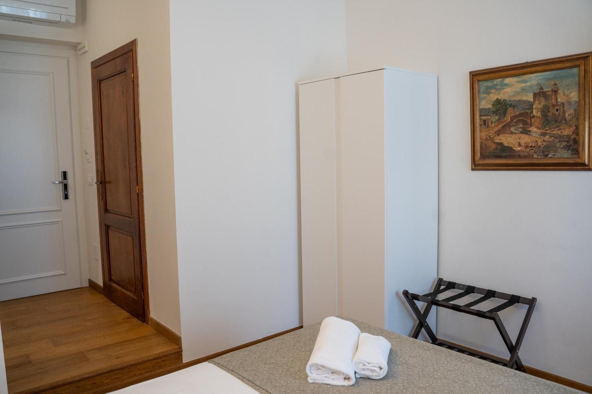 Bed and Breakfast Residenza Degli Speziali Florencia Exterior foto