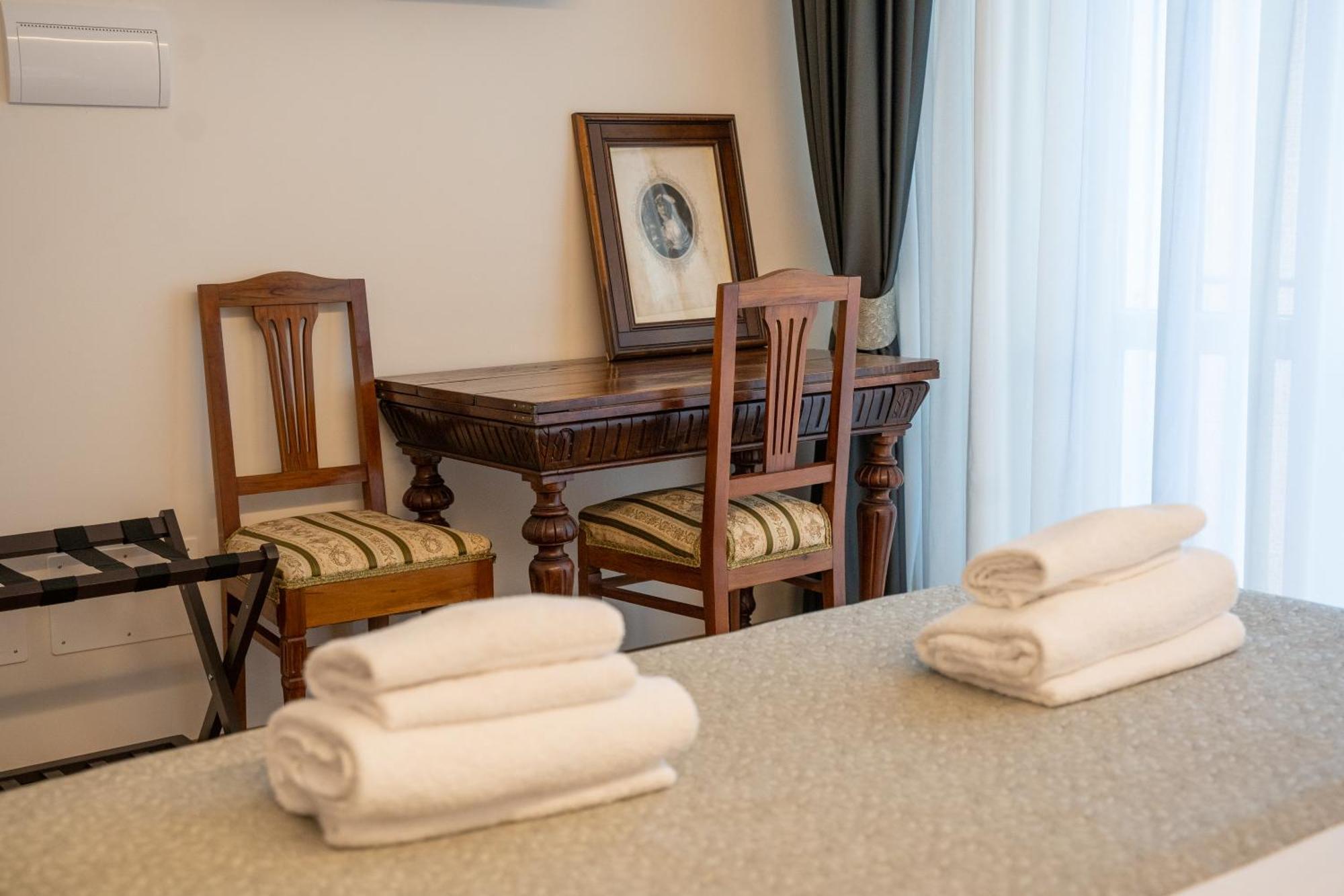 Bed and Breakfast Residenza Degli Speziali Florencia Exterior foto