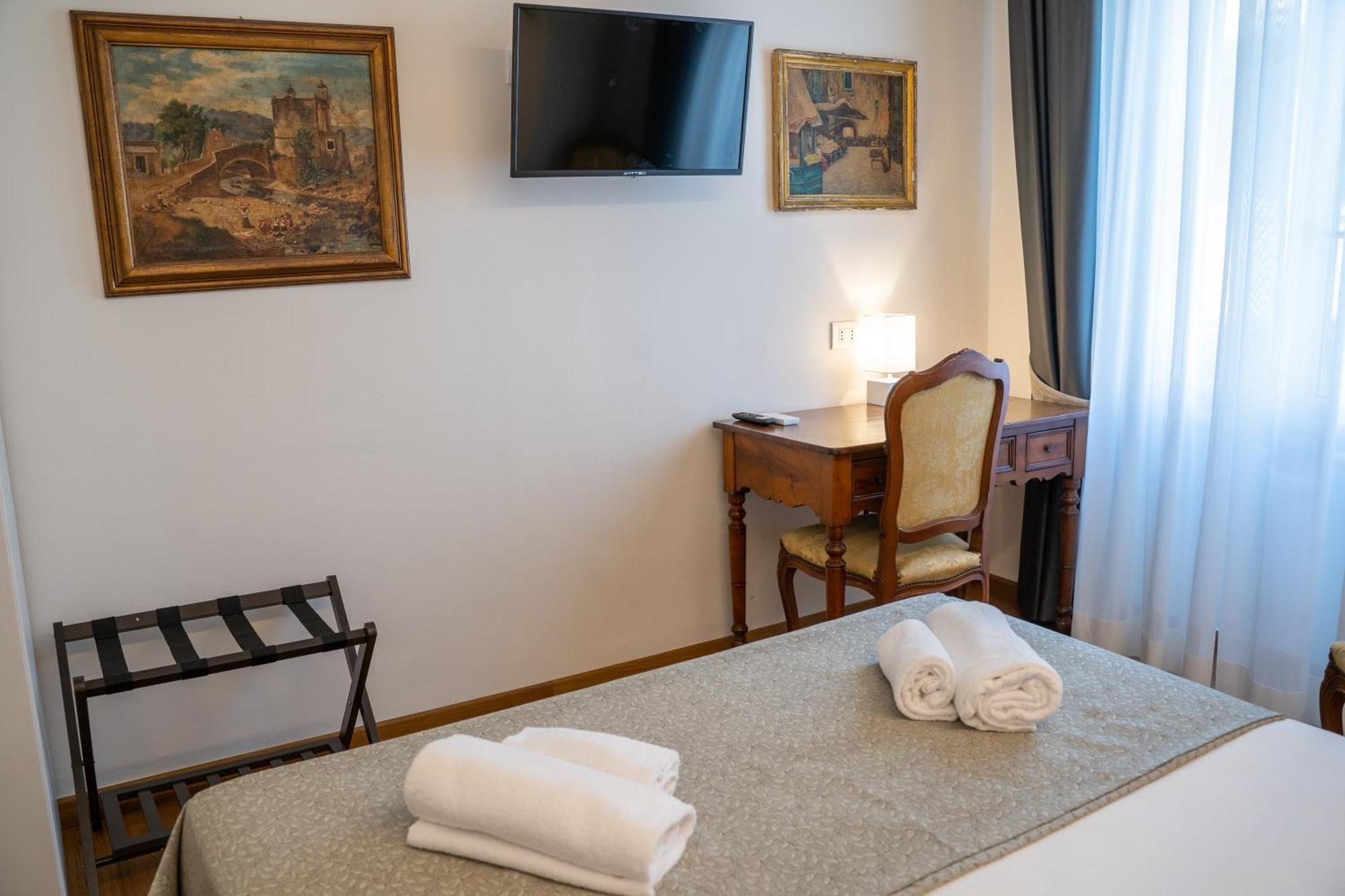 Bed and Breakfast Residenza Degli Speziali Florencia Exterior foto
